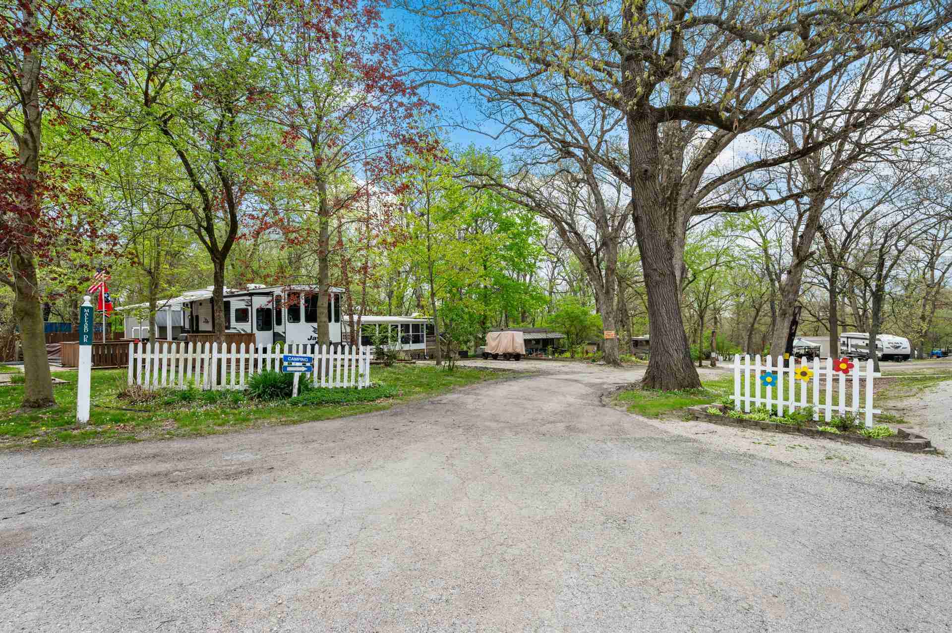 rv parks near la salle il​