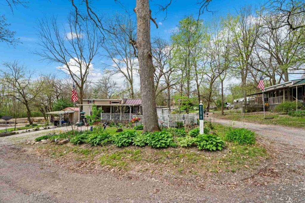 rv parks near dekalb il​
